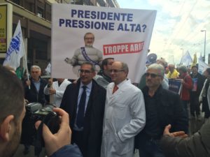 Zullo e Manca di DIT tra i medici in protesta